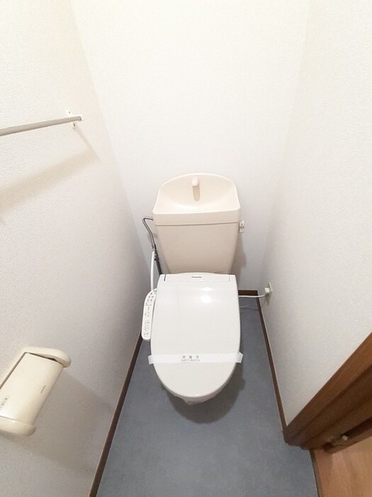 プリムロ－ズＡの物件内観写真