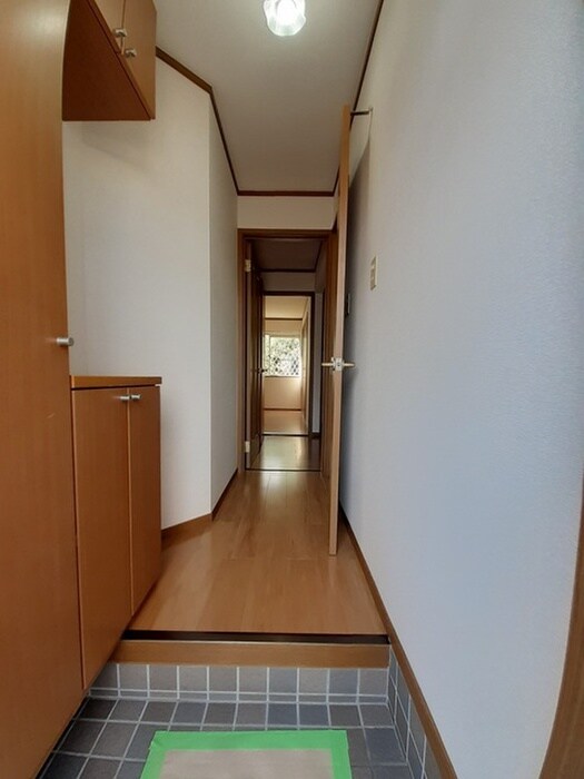 プリムロ－ズＡの物件内観写真