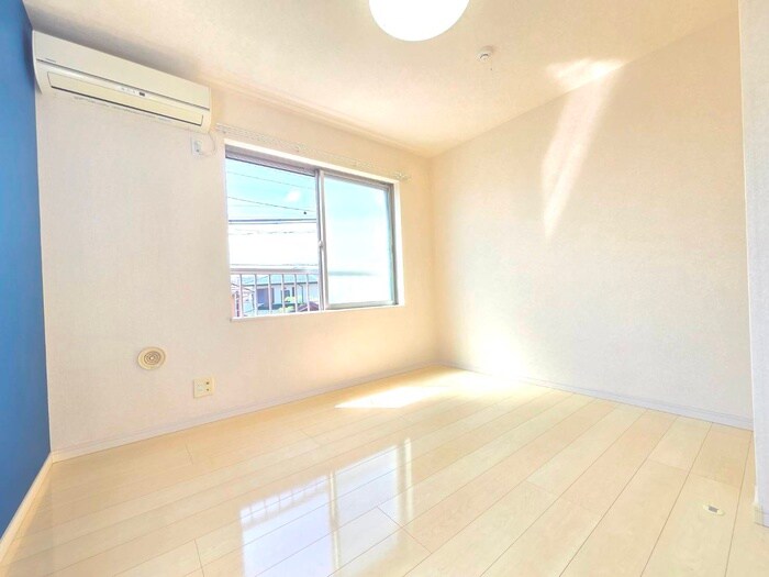 バーンサヌーク杉田の物件内観写真