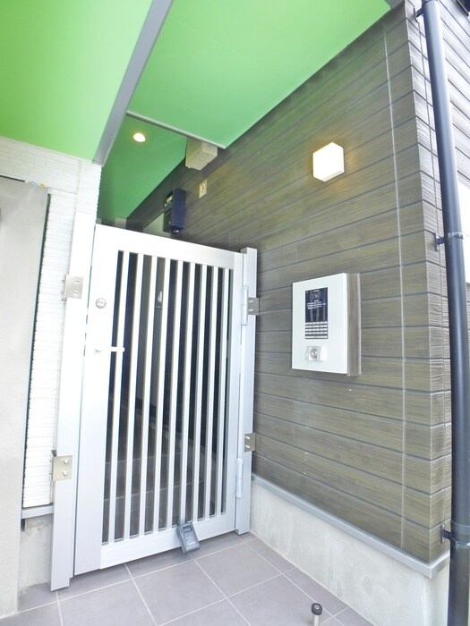 シャムロック北小岩の物件外観写真