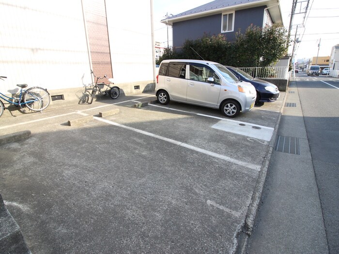 パインハイツ３の物件外観写真