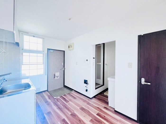 パインハイツ３の物件内観写真