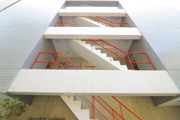 インペリアビルの物件外観写真