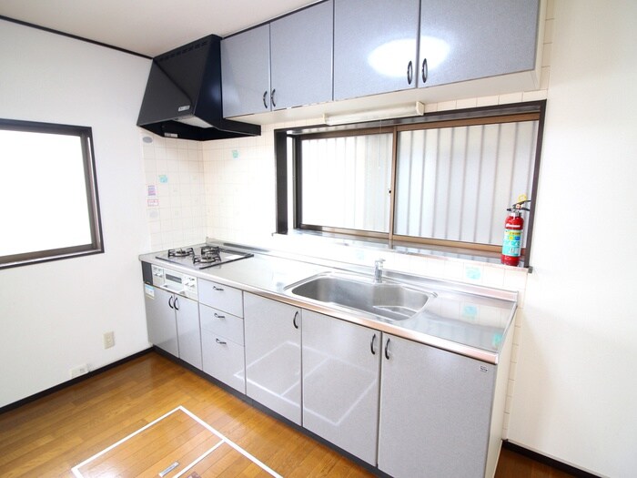 新井宿駅貸家の物件内観写真