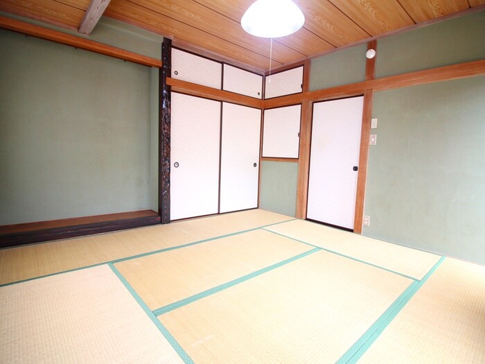 新井宿駅貸家の物件内観写真