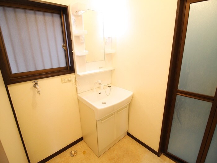 新井宿駅貸家の物件内観写真