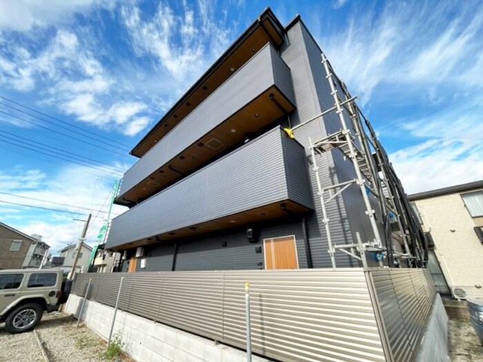 Ｃｅｌｅｓｔｅ　ＰＲＡＮＥの物件外観写真