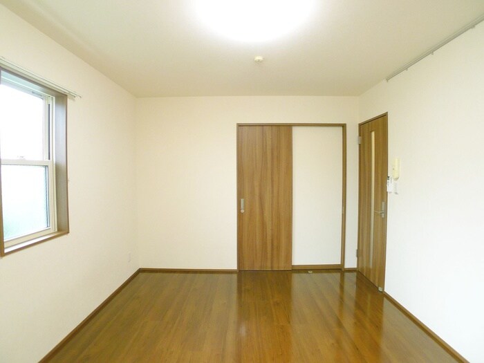 グリーンゲイブルズの物件内観写真