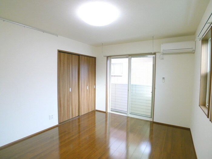 グリーンゲイブルズの物件内観写真