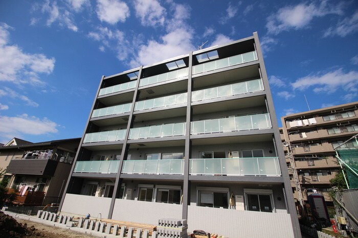 カーサ・ルミナーレの物件外観写真