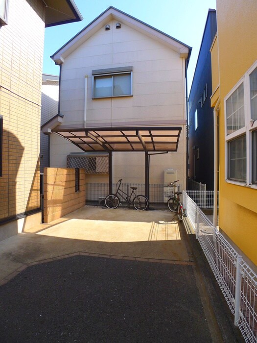 ソレジオ新所沢の物件外観写真