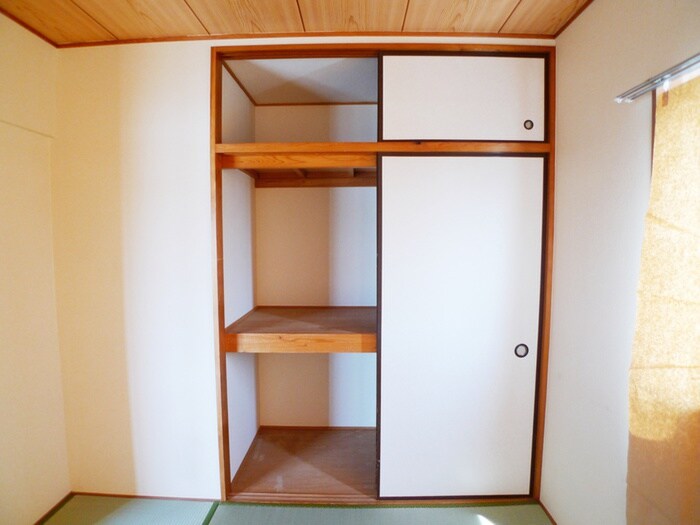 ストニッシュ中山の物件内観写真