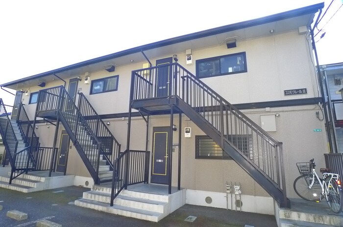 コスモクレールⅢの物件外観写真