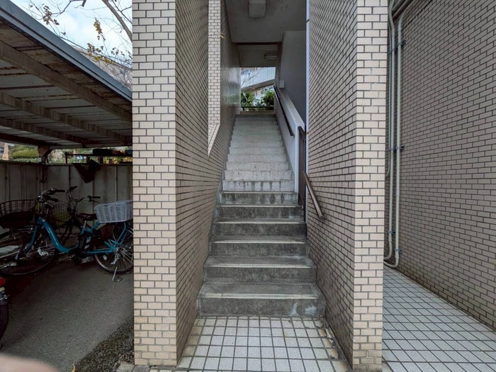 エスポワ－ル野川の物件外観写真