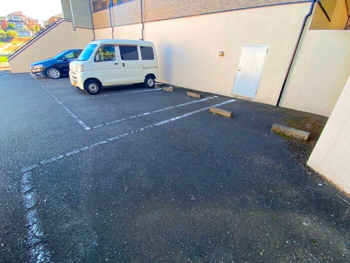 ア－バングロ－ブの物件外観写真