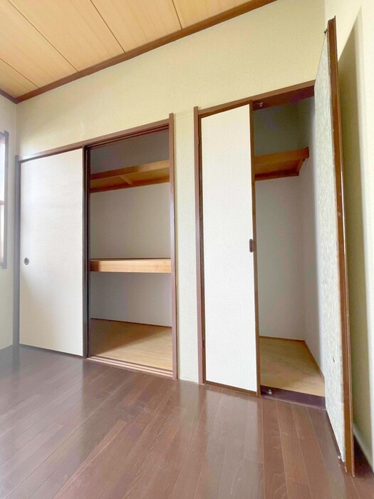 ロイヤルハイツD棟の物件内観写真