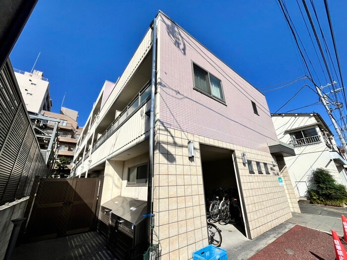 ベルパレスの物件外観写真