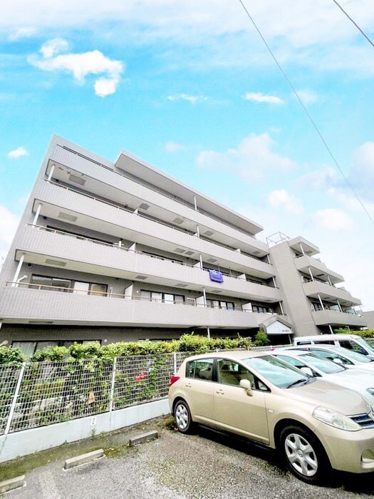 ＳＴレジデンスの物件外観写真