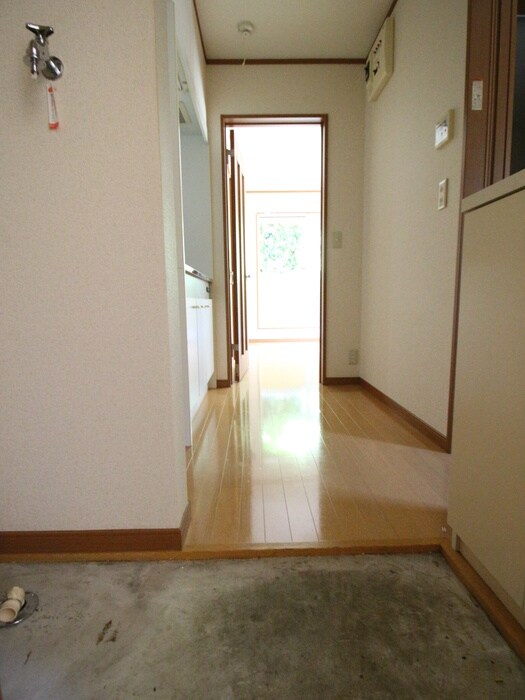 ビッグオレンジ中里Ａ棟の物件内観写真