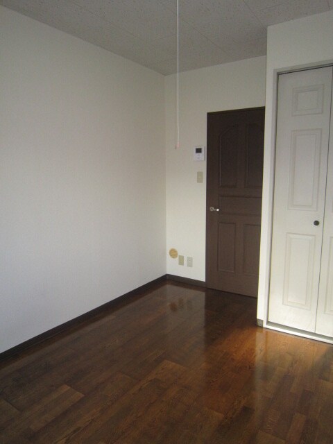 ジュネス厚木の物件内観写真