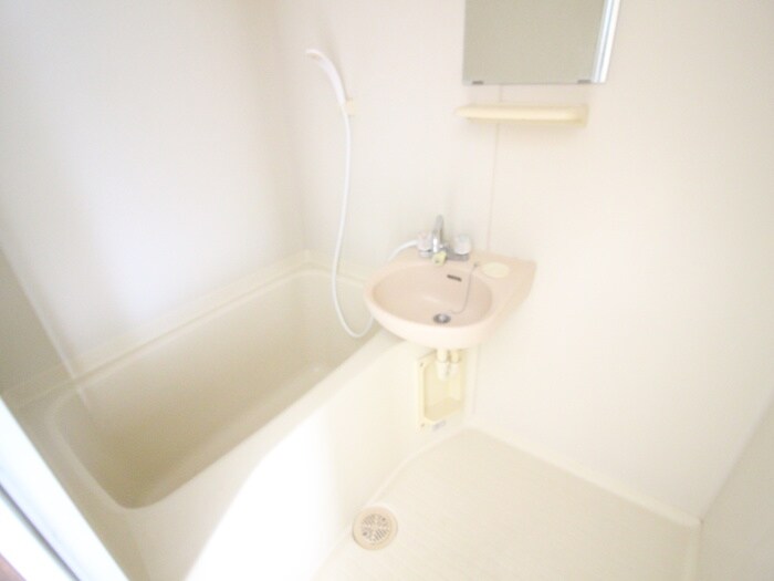 ジュネス厚木の物件内観写真