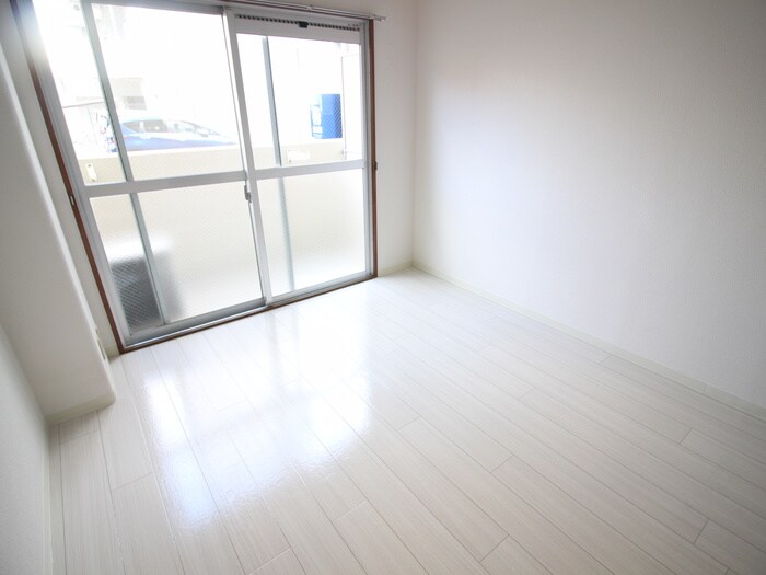 ジュネス厚木の物件内観写真