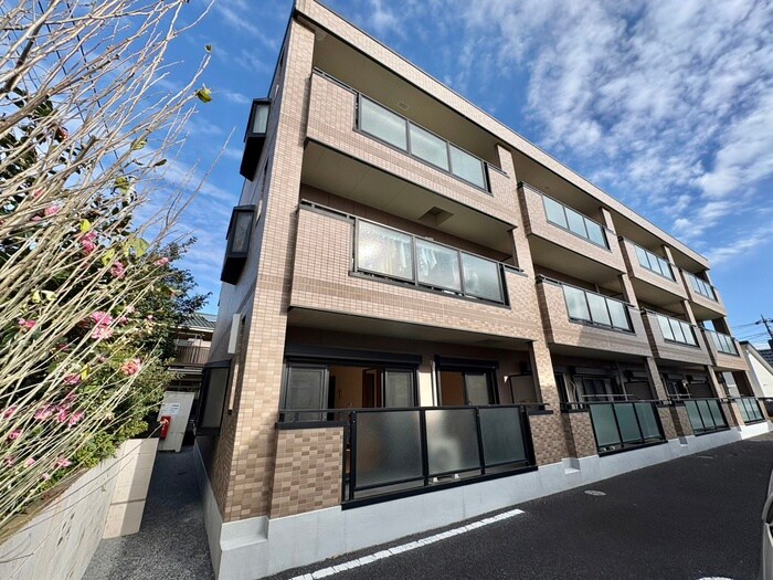 ロンググレースの物件外観写真