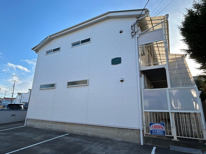 カーサ湘南の物件外観写真