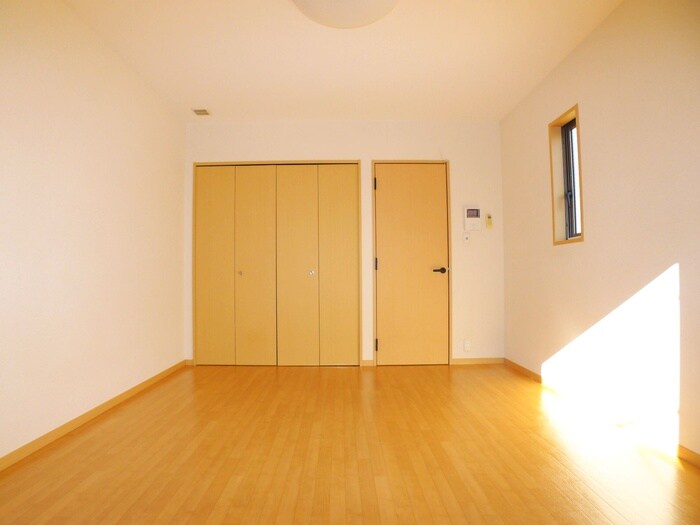 カ－ムランドの物件内観写真