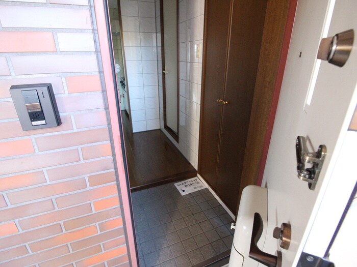 セシーズイシイ18の物件内観写真