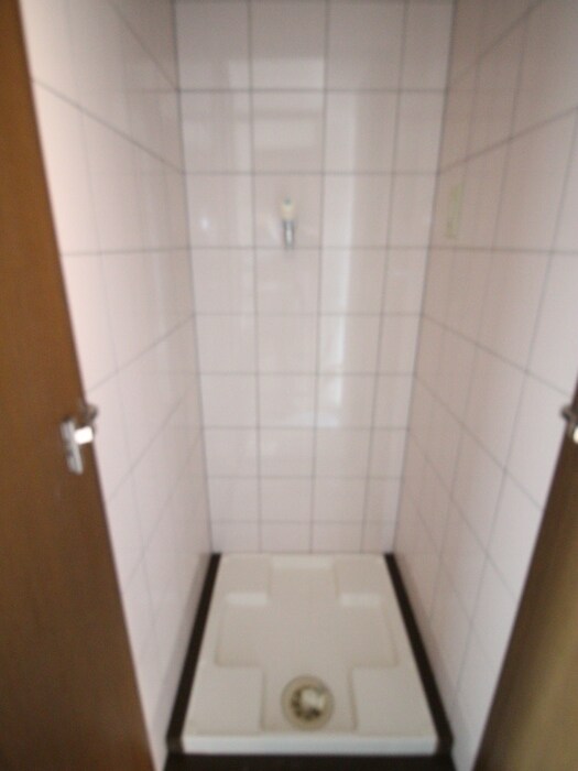 セシーズイシイ18の物件内観写真