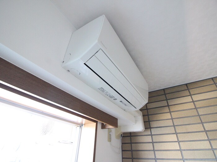 セシーズイシイ18の物件内観写真