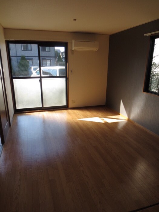 ロイヤルタウンDの物件内観写真