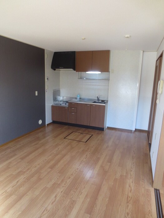 ロイヤルタウンDの物件内観写真