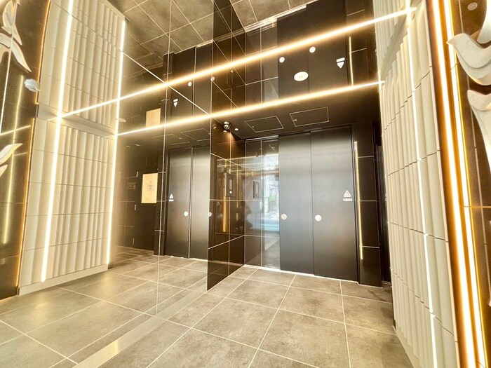 アジールコート後楽園の物件外観写真