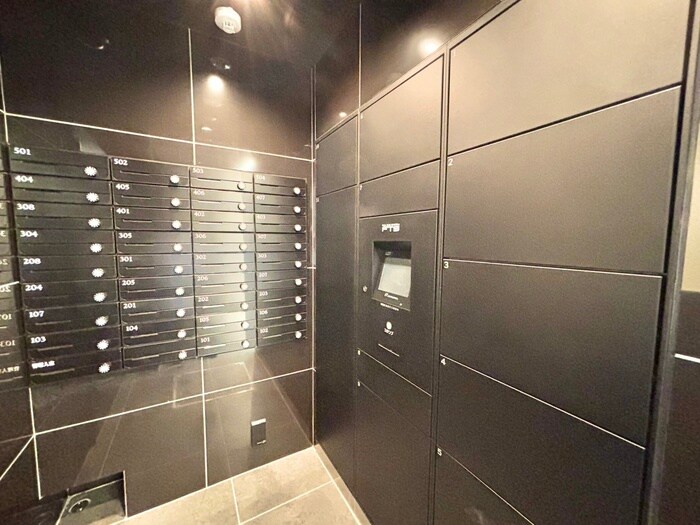 アジールコート後楽園の物件外観写真