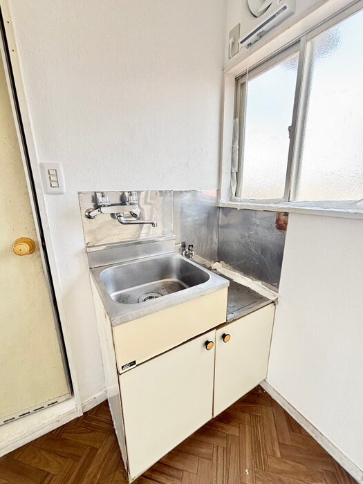 ホワイトハウス日野の物件内観写真