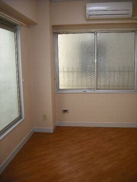 内田マンションの物件内観写真