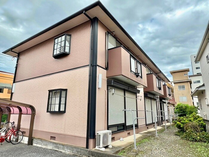 渡辺ハイツの物件外観写真