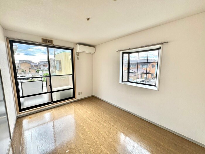 渡辺ハイツの物件内観写真