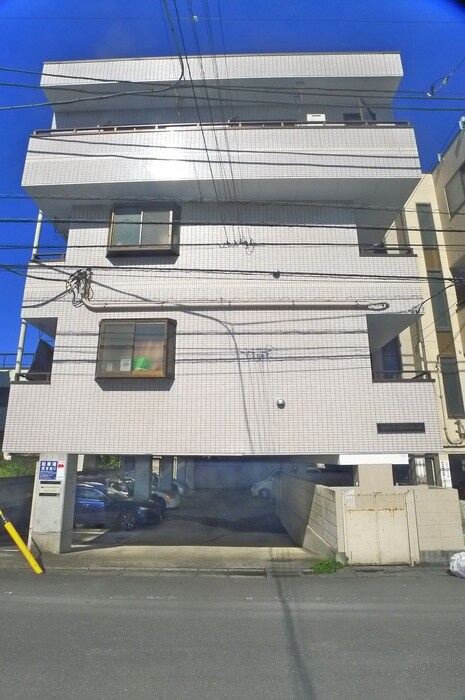 プライムホームズ１３２の物件外観写真