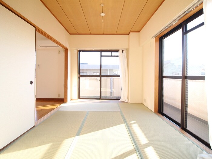 ビラ草加Ａ棟の物件内観写真