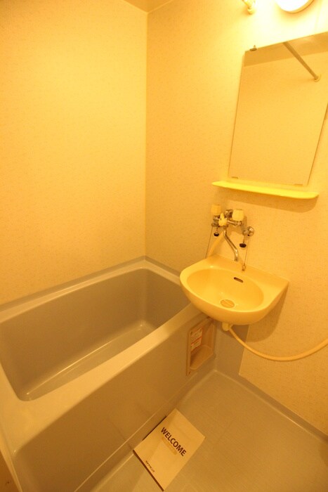 コアロ－ド春日の物件内観写真