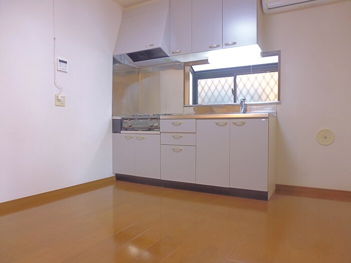 プラムハイツの物件内観写真