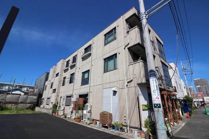 Bellｳﾞｨﾗｰｼﾞｭ･ＭＥの物件外観写真