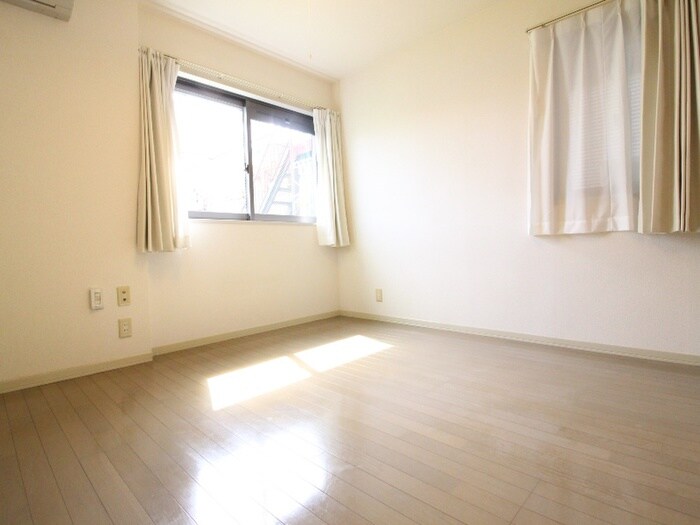 Bellｳﾞｨﾗｰｼﾞｭ･ＭＥの物件内観写真