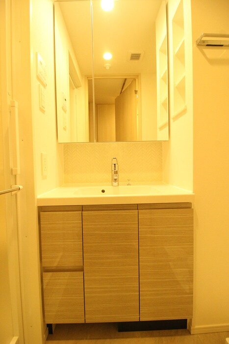 シーズンフラッツ住吉の物件内観写真