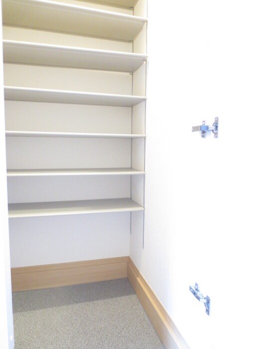 フローラ矢部の物件内観写真