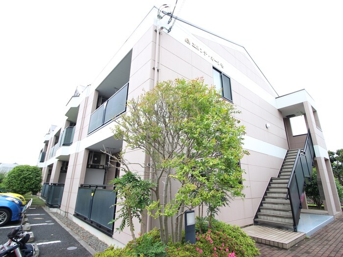 エルンテ・オーシモの物件外観写真