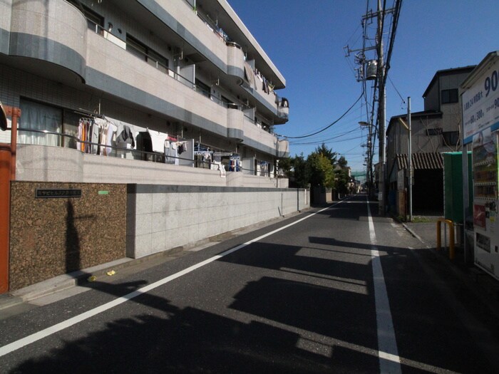 ミヤビヒルズ大泉学園Ａの物件外観写真